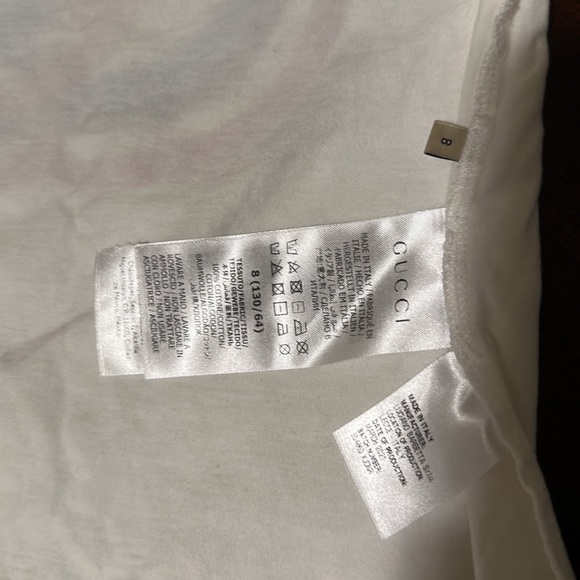Girls size 8 Gucci tee only worn 1x - Picture 3 of 3